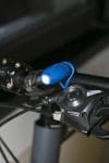 Mini silicone USB Torch Flashlight – Blue | Kikkerland