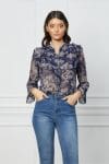 Camasa Anemona bleumarin cu imprimeuri bej si volane