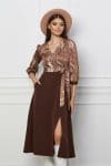 Rochie Dorina maro cu imprimeu bej la bust