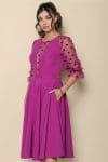 Rochie MBG magenta cu maneci din tull cu buline catifelate