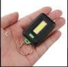 Breloc Cheie Diferite Culori Lumnina LED Din Plastic Rezistent + CADOU