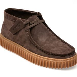 Ghete CLARKS maro, TORHHI, din piele intoarsa