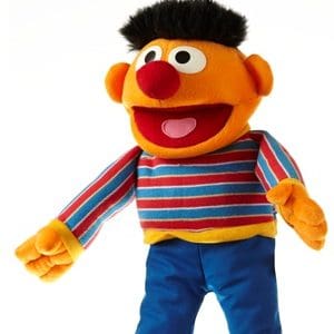 Jucărie de pluș- Ernie, 37 cm