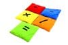 Set 5 pernuțe cu simboluri matematice, umplute cu granule de polistiren, 10 x 10 cm