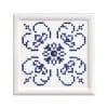 Set tablou cu diamante și ramă – Mandală albastră pe fundal alb, 10 x 10 cm
