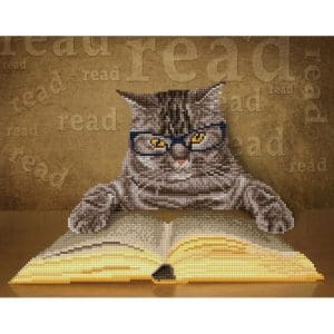 Tablou cu diamante – Pisicuța cititoare, 37 x 47 cm