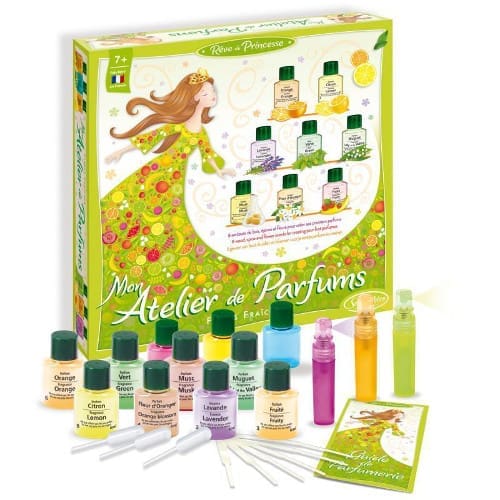 35772