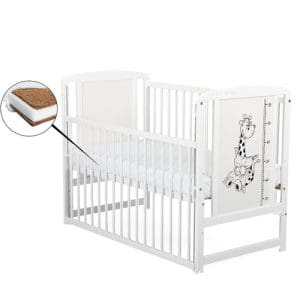 Patut din Lemn BabyNeeds Timmi Girafa 120×60 cm cu Laterala Culisanta Alb + Saltea 8 cm