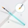 Pensula ombre NailsUp , manichiura Green design