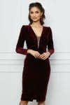 Rochie Ginette bordo cu aplicatie la decolteu