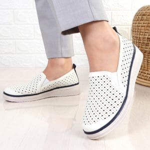 Pantofi albi usori Marusia