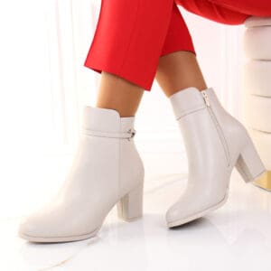 Botine cu toc patrat crem Imela