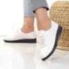 Pantofi crem usori Pania