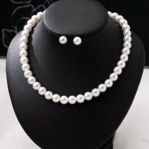 Set colier+cercei alb din perle artificiale