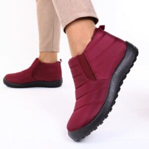 Ghete imblanite bordo Nazia